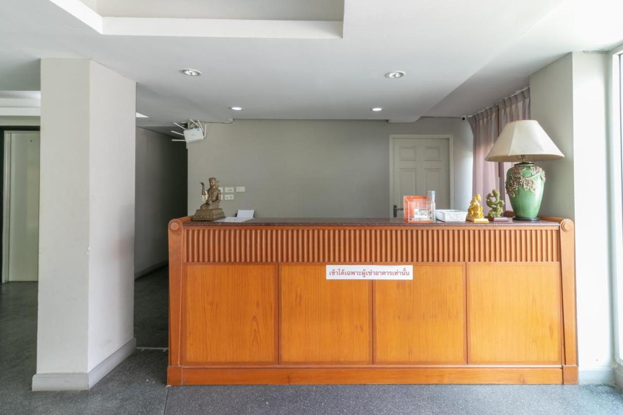 Resortel Lat Phrao 91 Bangkok Extérieur photo