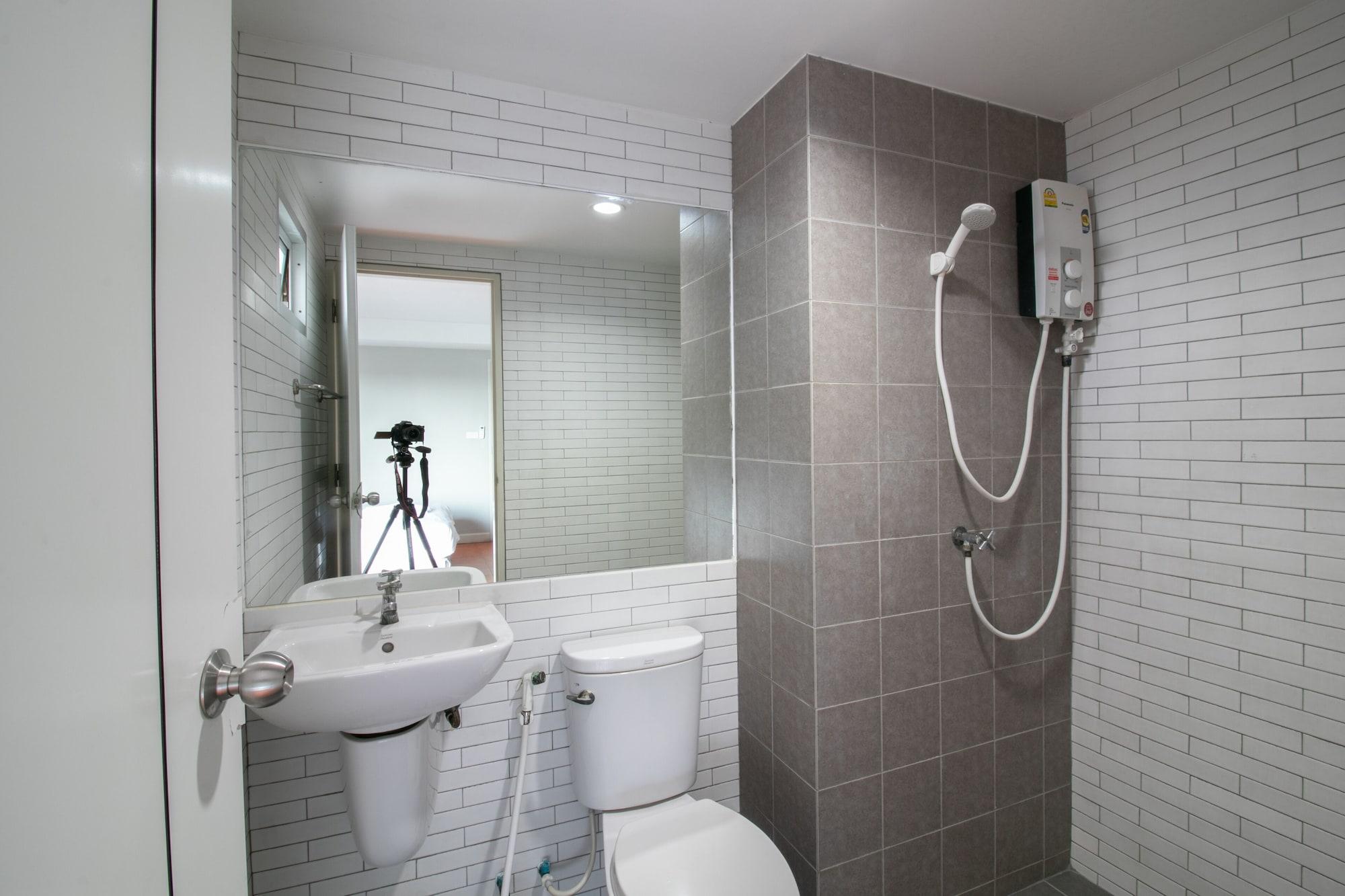 Resortel Lat Phrao 91 Bangkok Extérieur photo