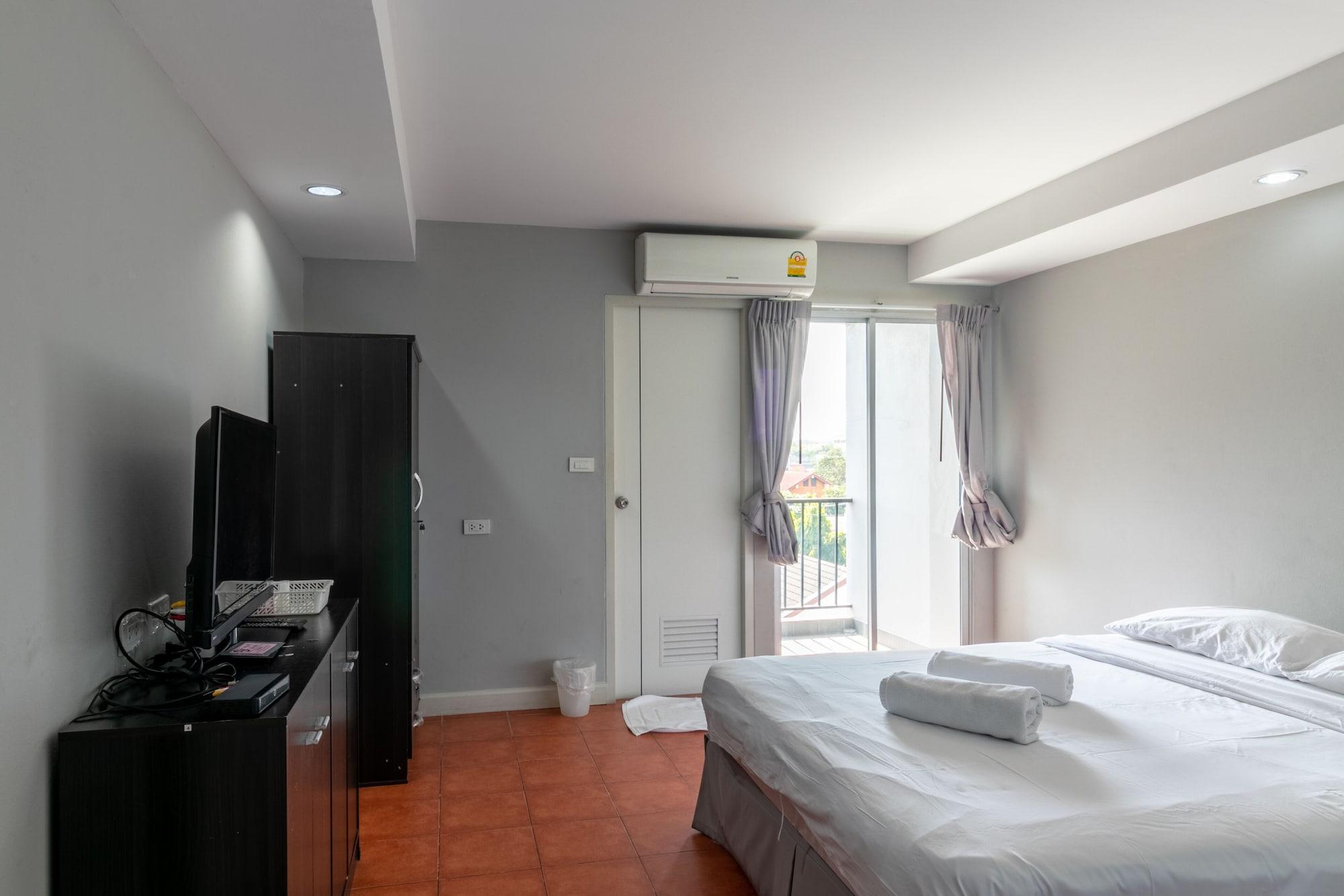Resortel Lat Phrao 91 Bangkok Extérieur photo