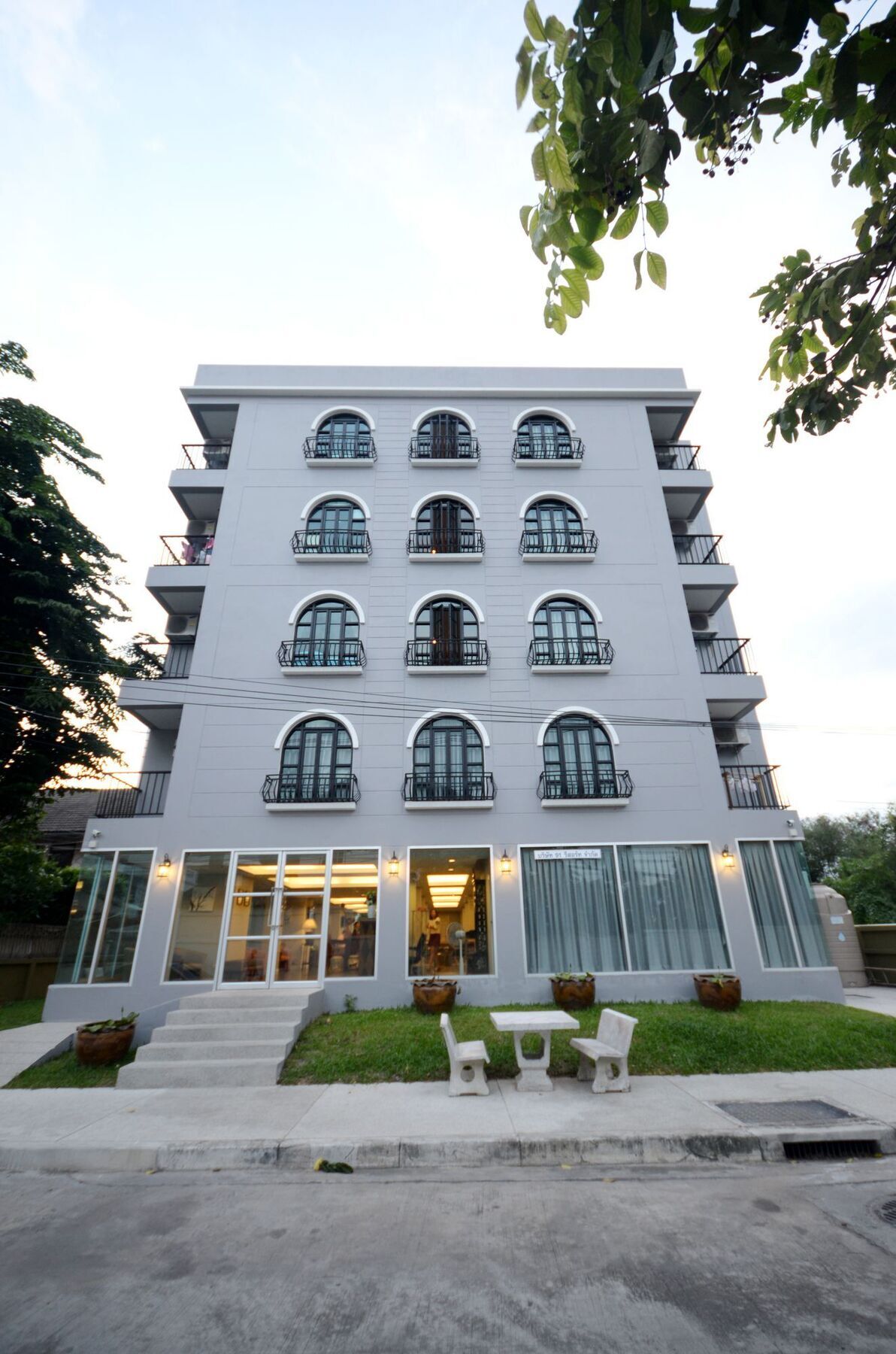 Resortel Lat Phrao 91 Bangkok Extérieur photo